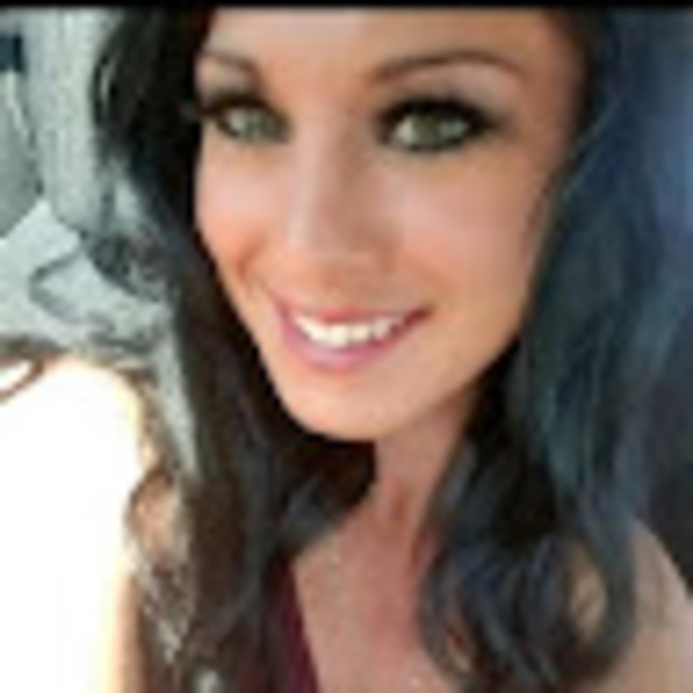 Meet your Posher, Courtney